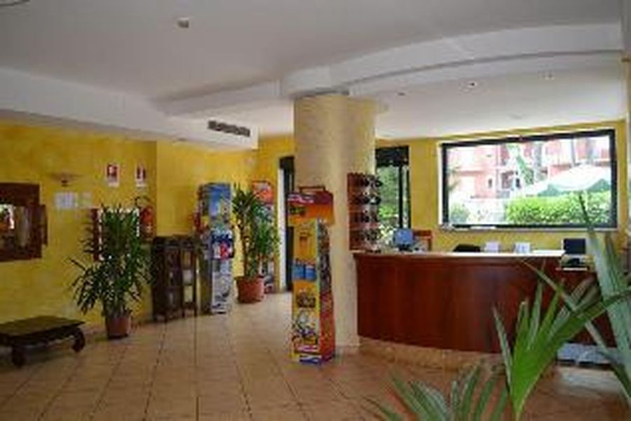 photo-1