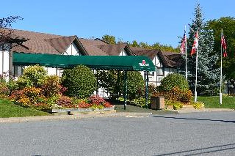 photo-0