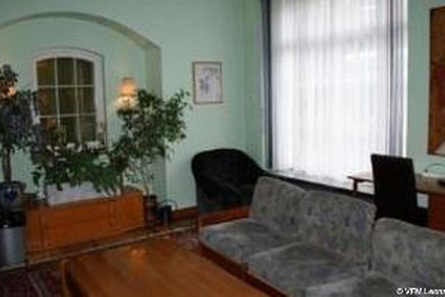 photo-0