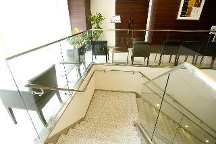 photo-1