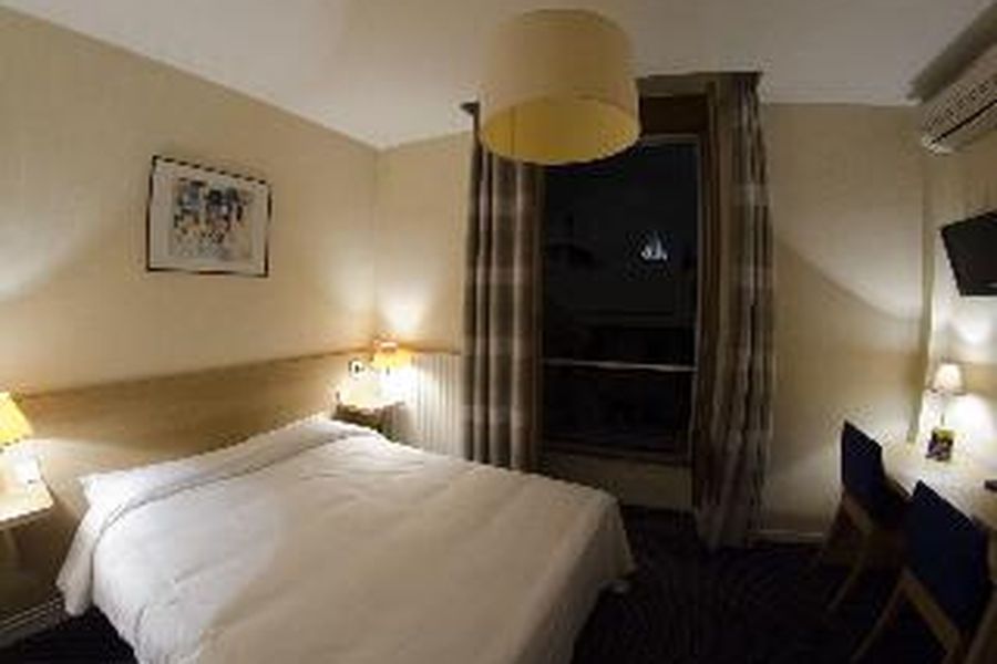 photo-0