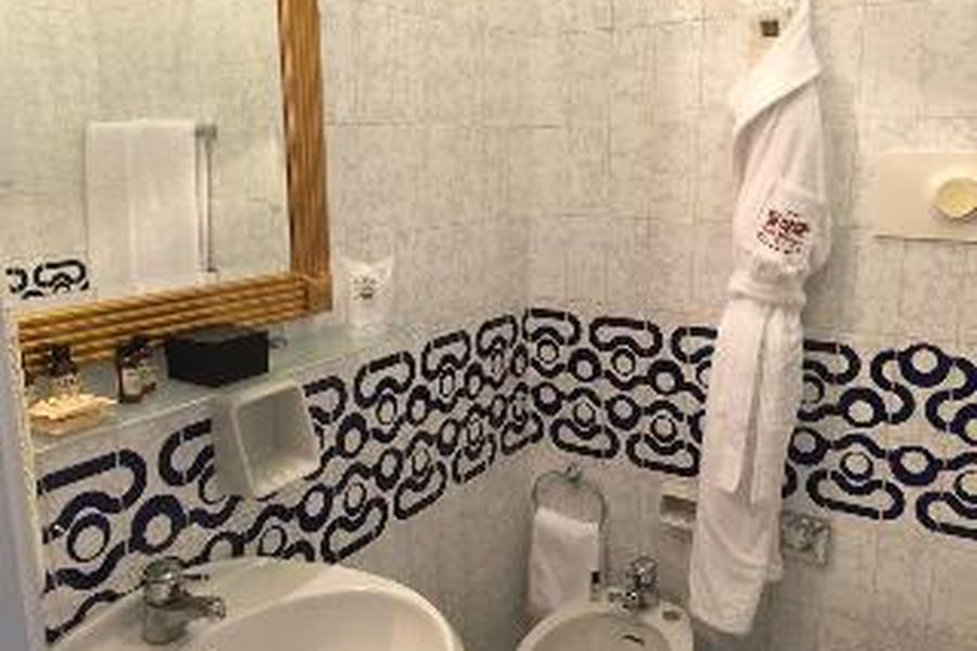 photo-1