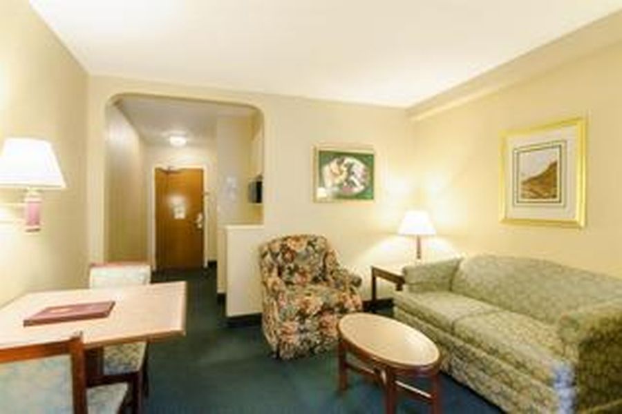 photo-0