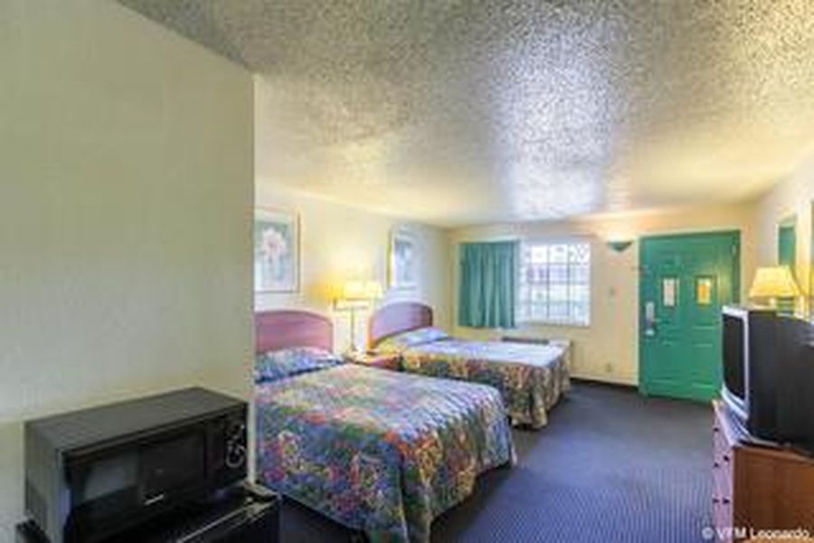 photo-1