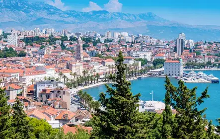 Traslado privado de ida desde el aeropuerto de Split a la ciudad de Split