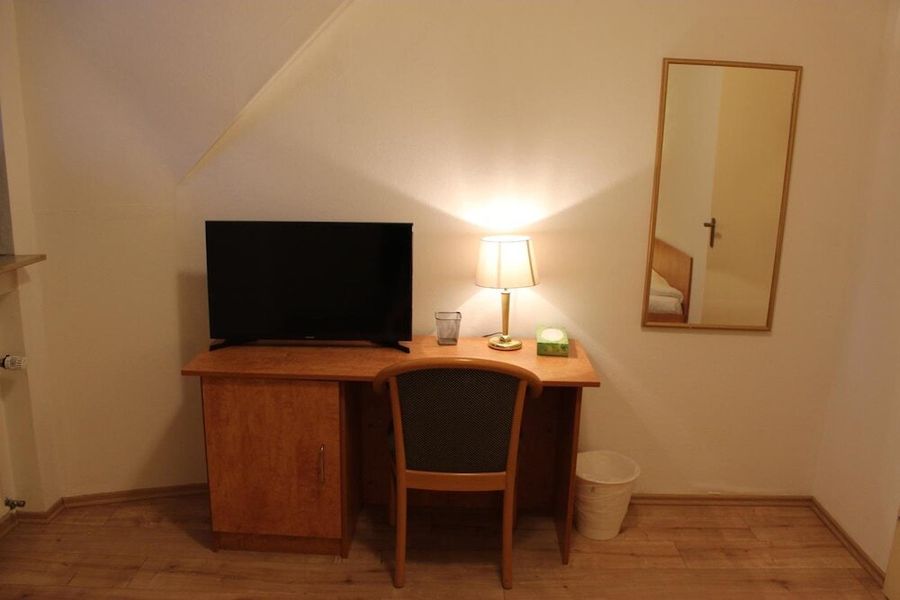 photo-0