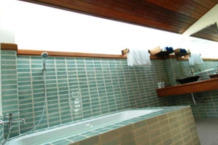 photo-0