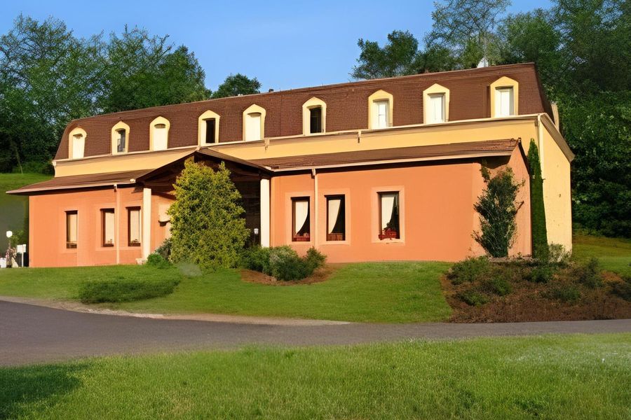 photo-0