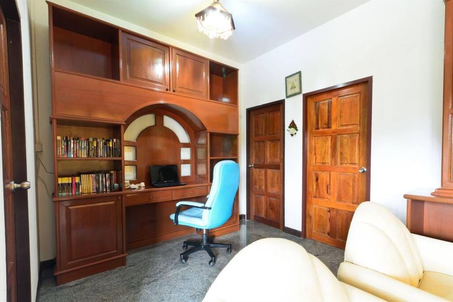photo-1