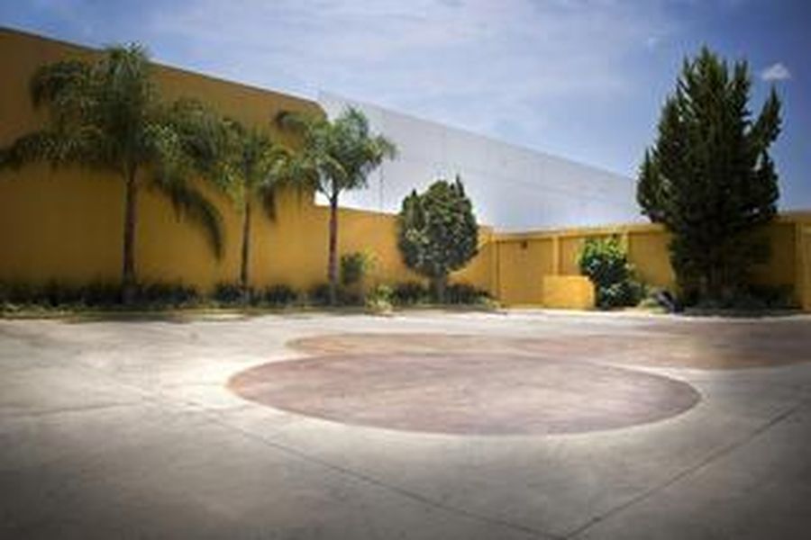 photo-1