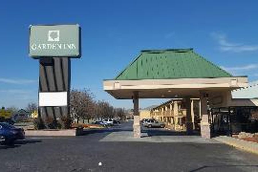 photo-0