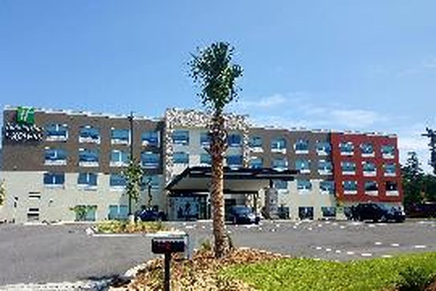 photo-1