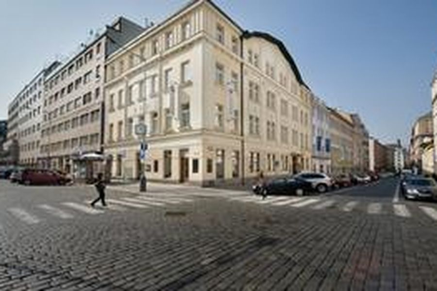 photo-1