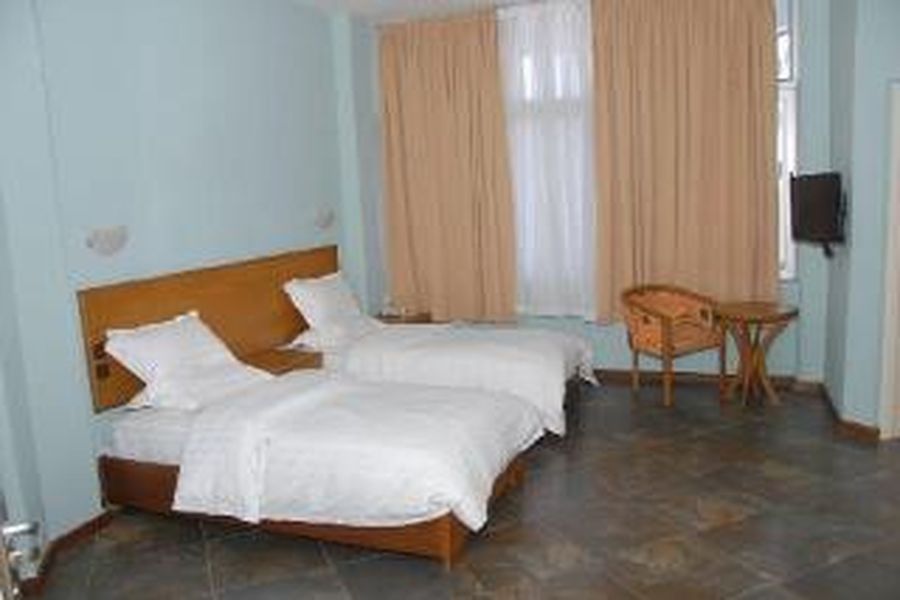 photo-1